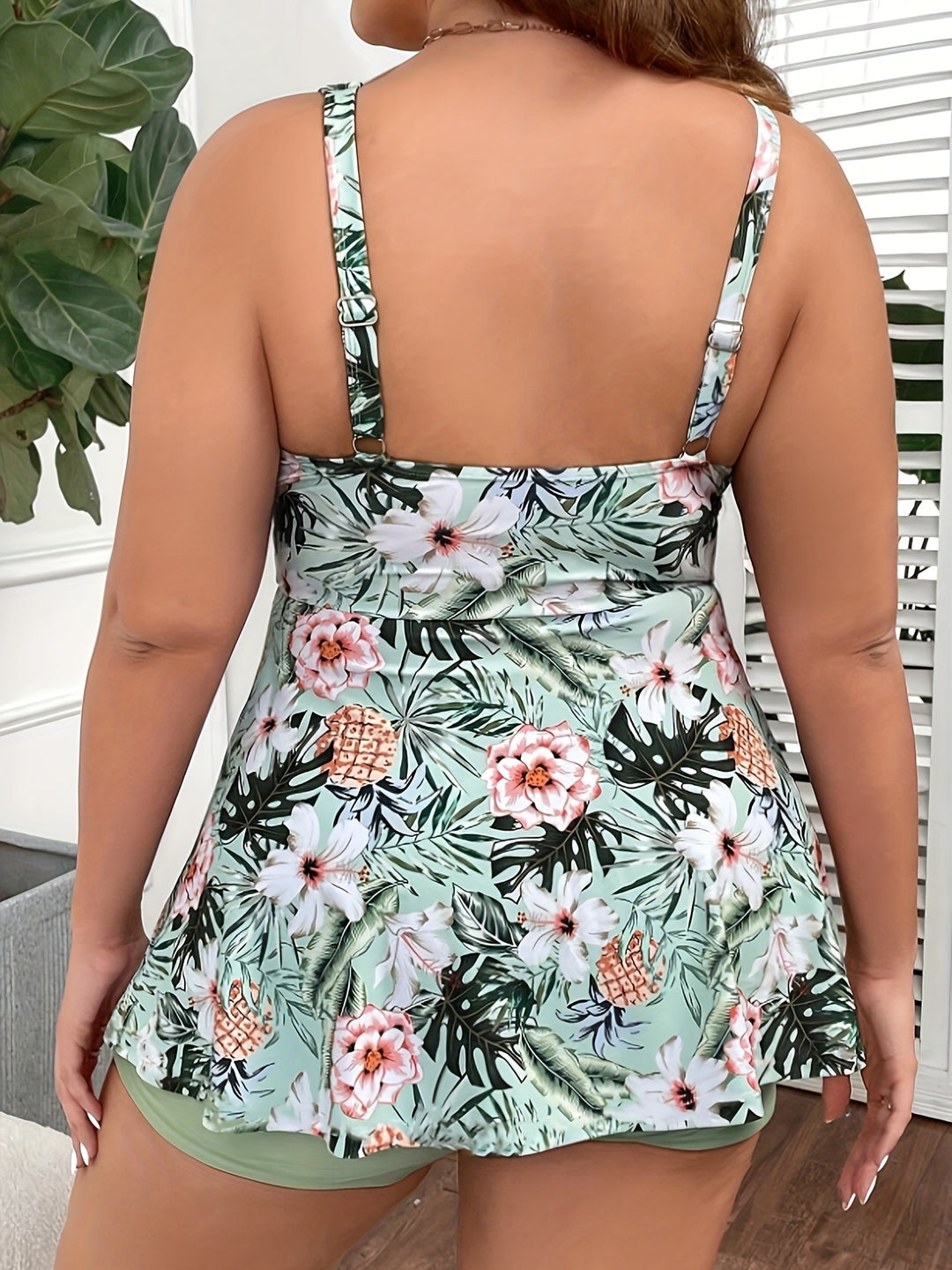 Ledia | Figurschmeichelnder Tankini mit Bauchcover | Letzter Tag 80 % Rabatt!