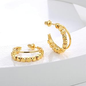 Faylinn | Goldenen Würfel-Ohrringe