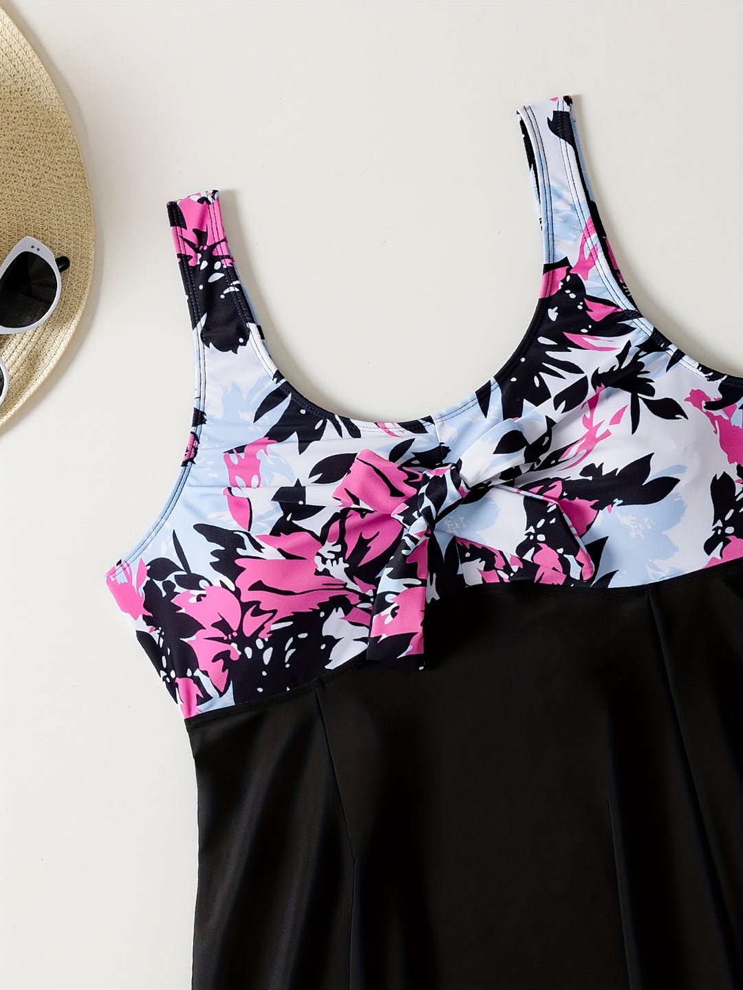 Isalde | Elegantes Bauchweg-Tankini mit Schleife | Letzter Tag 80 % Rabatt!